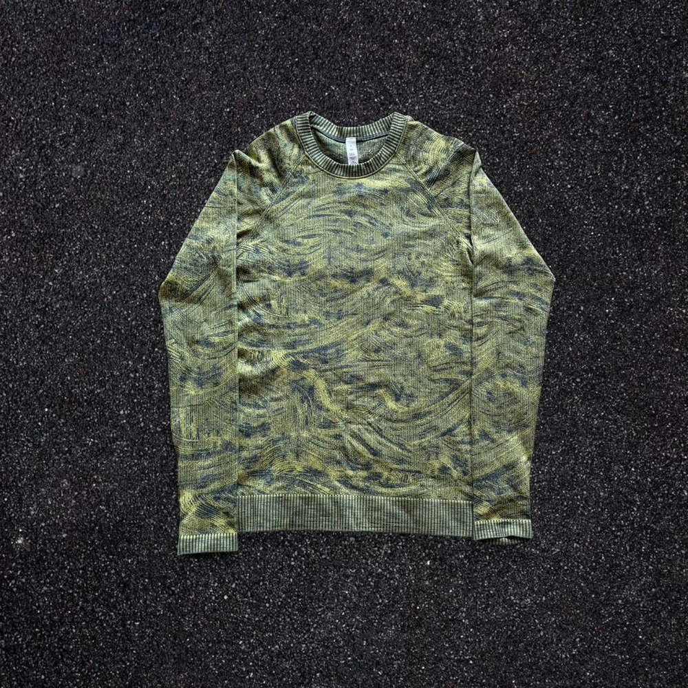 Lululemon Swiftly Tech Long Sleeve Crew Green Swirl Thumbholes Top Size 8